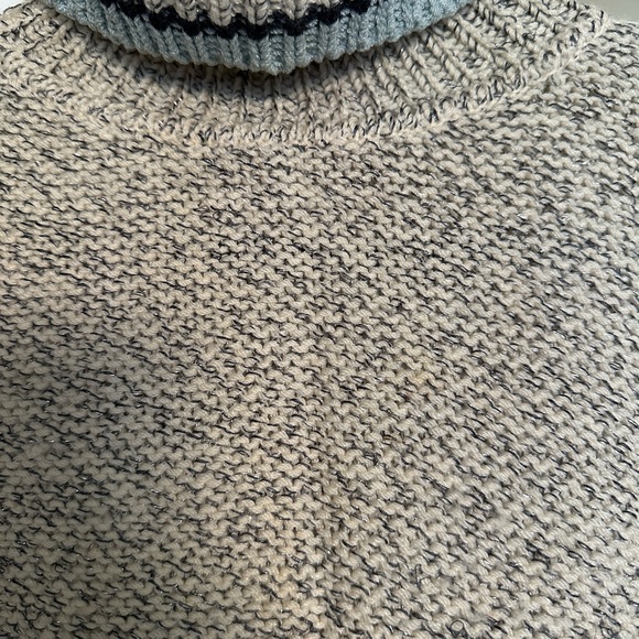 St. John Sport Turtleneck Sweater - Picture 3 of 8